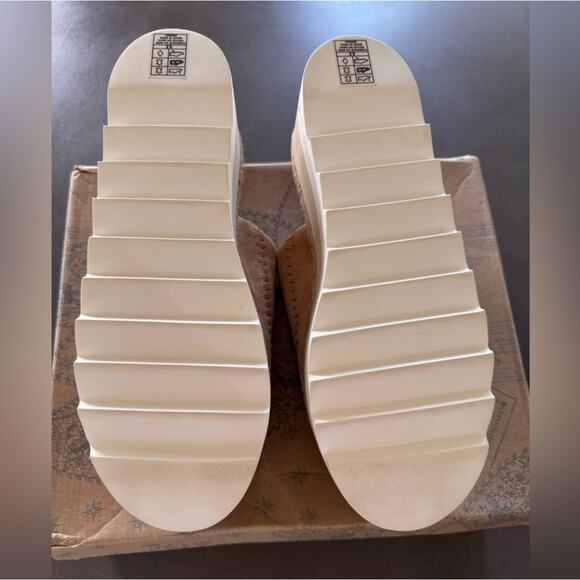 Free People Santorini Espadrille  Womens Size 9.5 New in Box soft leather - Picture 8 of 11